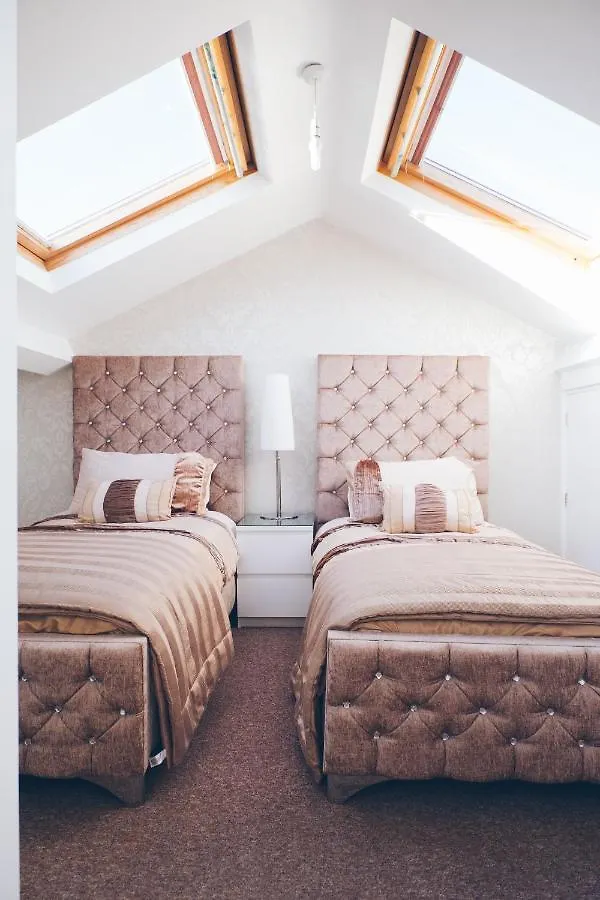 The Loft Hideaway - Simple2Let Serviced Apartments Halifax 0*,  Reino Unido