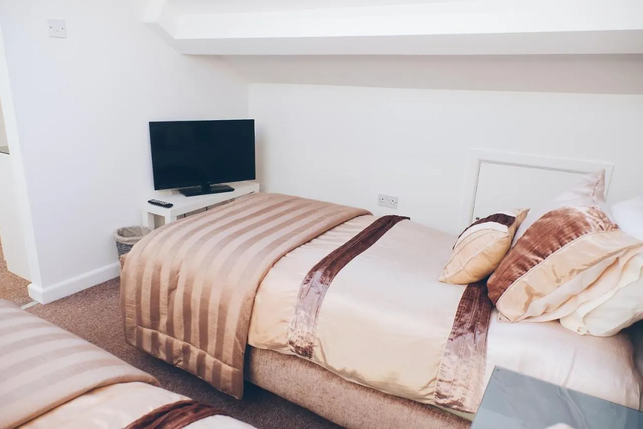 The Loft Hideaway - Simple2Let Serviced Apartments Halifax